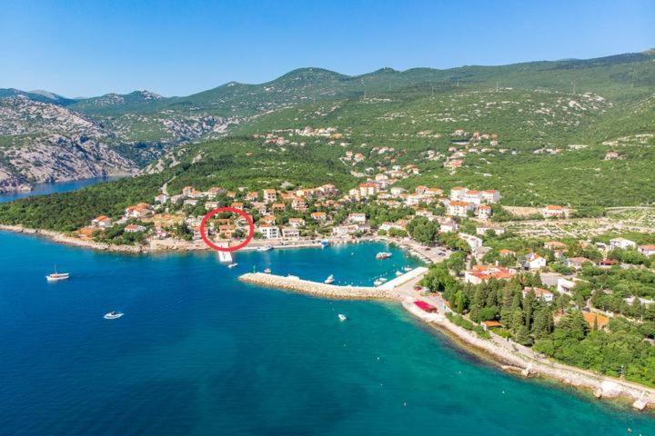 Apartmani Suzana Klenovica Kültér fotó