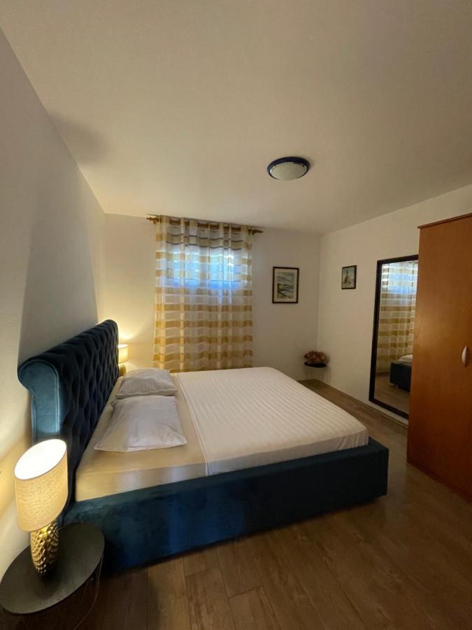 Apartmani Suzana Klenovica Kültér fotó