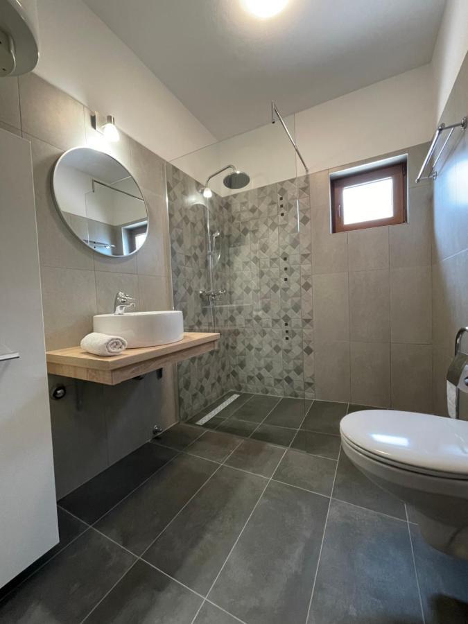 Apartmani Suzana Klenovica Kültér fotó